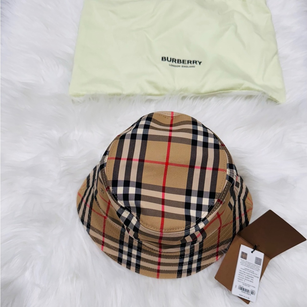 Burberry Bucket Hat - Picture 5 of 6